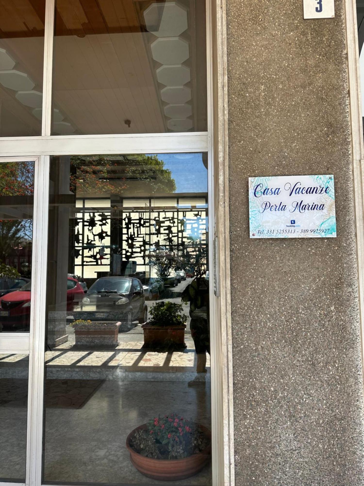 Perla Marina Sea View Apartment Catania Bagian luar foto