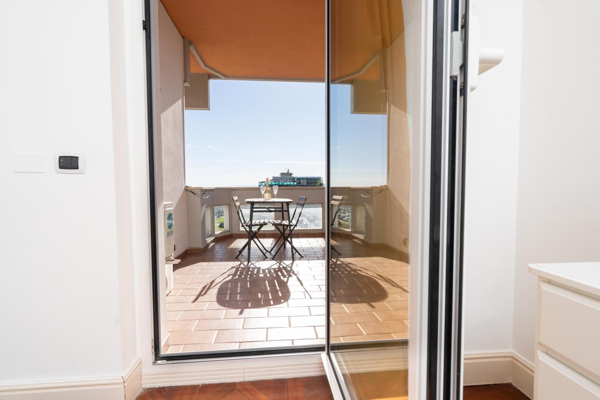 Perla Marina Sea View Apartment Catania Bagian luar foto