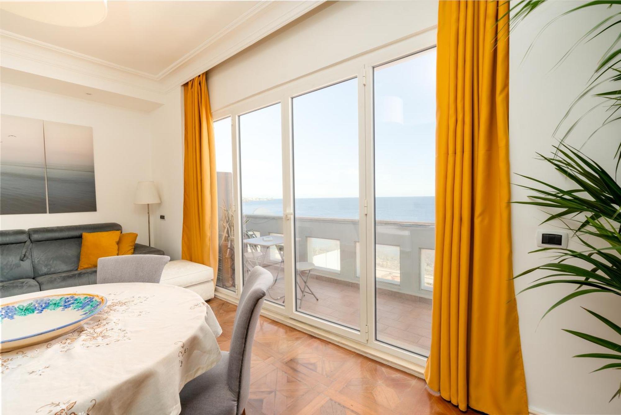 Perla Marina Sea View Apartment Catania Bagian luar foto